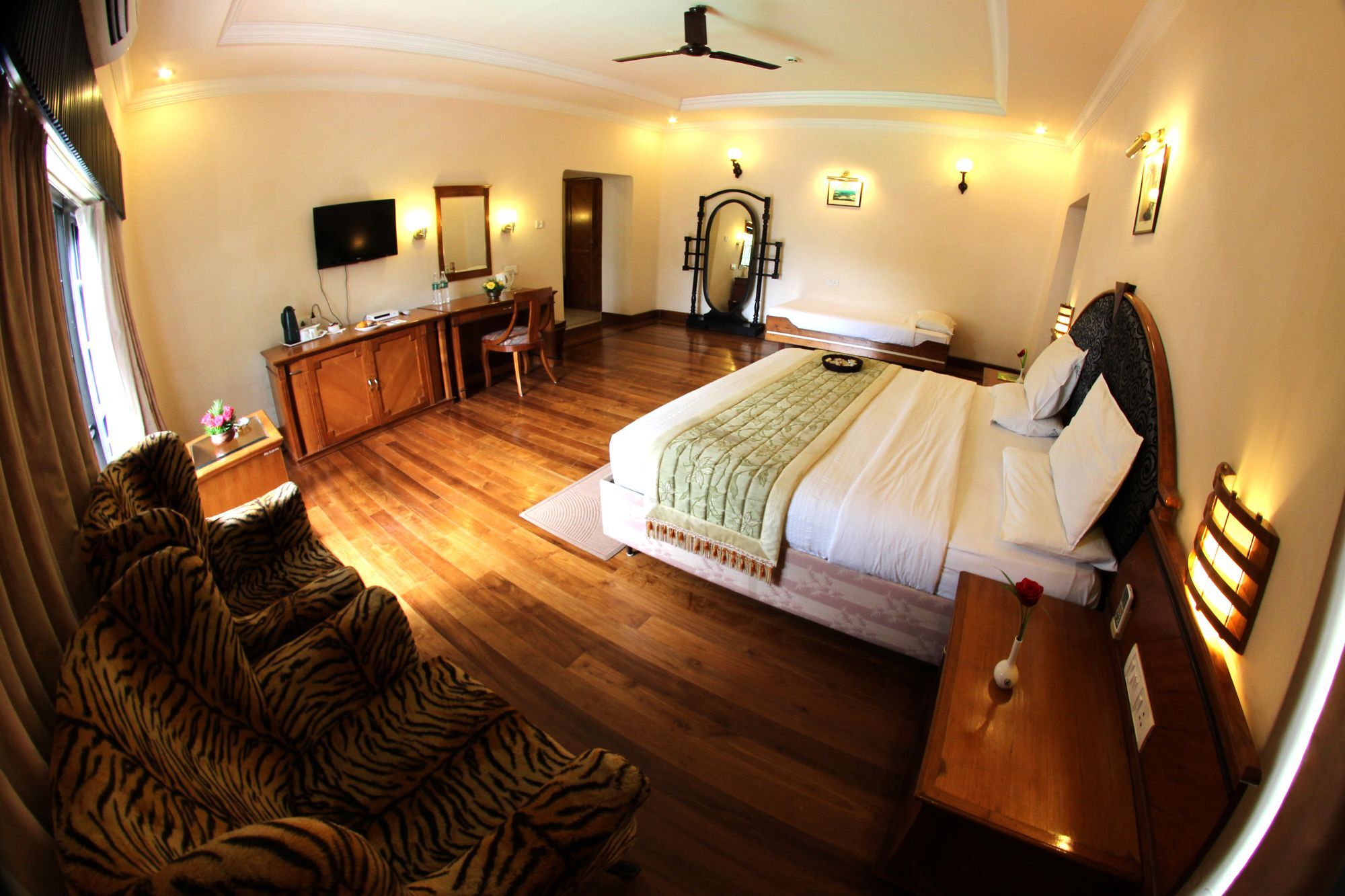 Ktdc Aranya Nivas Thekkady Hotel Kumily Eksteriør billede